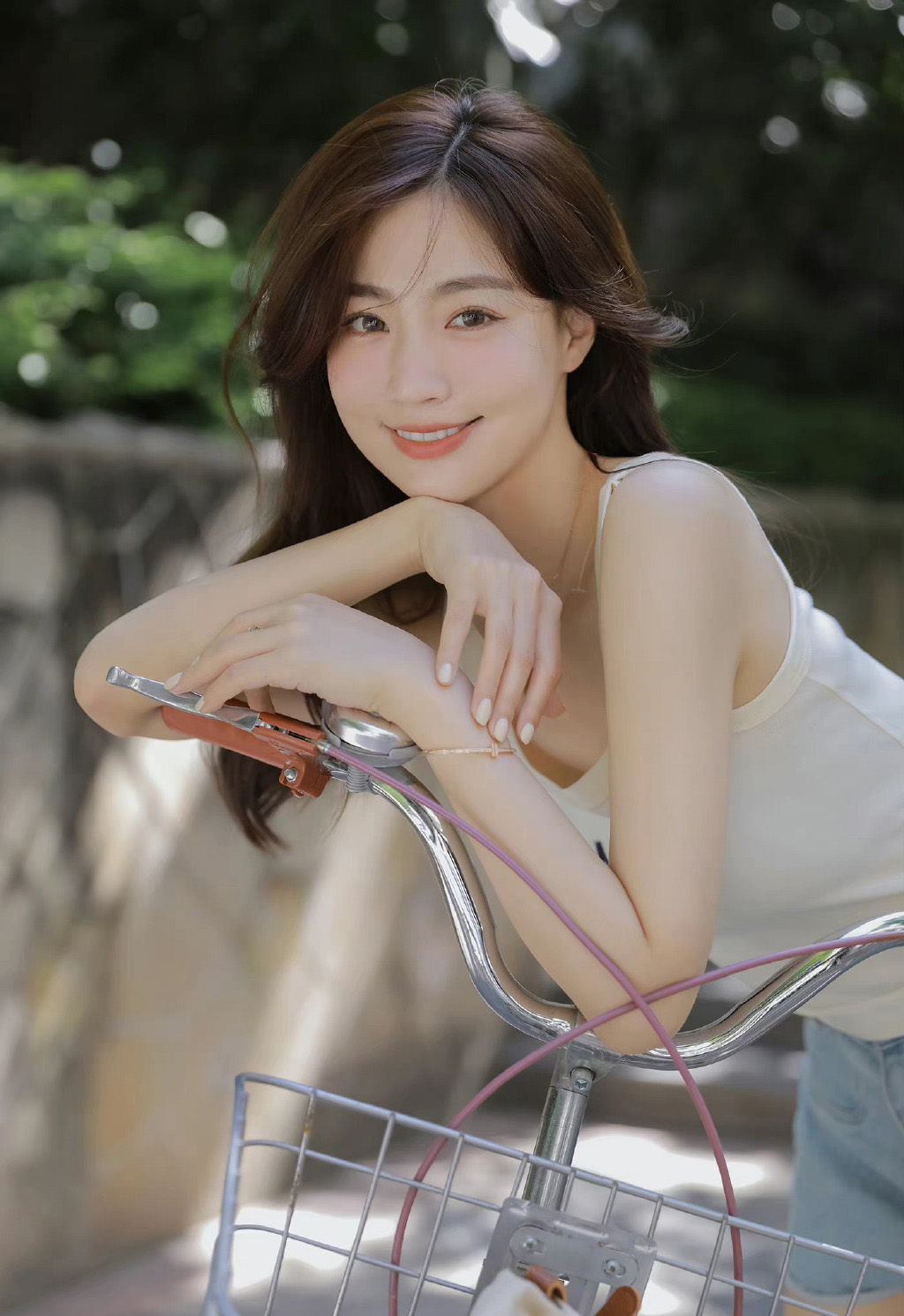 120103r3y8tp4035xlplhd.jpeg