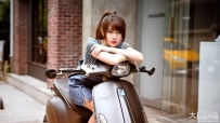 街道,摩托车,女孩,4K美女壁纸 3840x2160像素